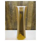 Shelburne/Petite Aragon Pedestal in White