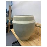 Monroe 23.75 in. x 26.25 in. Resin Composite Planter