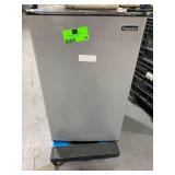 MAGIC CHEF 4.4 cu. ft. Mini Fridge in Stainless Look