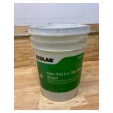 ECOLAB 6100034 Heavy Duty Low Odor Floor Stripper, 5 Gal