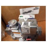 Lot of (3) Gas Valves - 12L5701, Honeywell 101532-01, Honeywell VR9205R2363