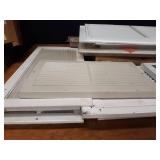 Lot of (12) Assorted Duct Covers / Grates