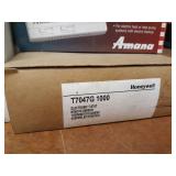 Lot of Assorted HVAC Parts - Honeywell Thermostats, Heat Pump Controls and More