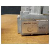 Lot of (6) Gas Valves