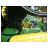 John Deere 165 Lawn Tractor