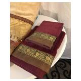 Decorative & Everyday Towels