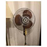 2 Floor Lamps & Fan