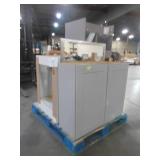 WHOLESALE MIXED PALLET OF MISCELLANEOUS BATH AND KITCHEN CABINETS!