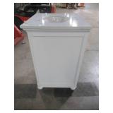 Home Decorators Collection Lamport 25 in. x 22 in. Bath Vanity in White with Engineered Stone Vanity Top in Artisan White with White Sink LMWVT2522D