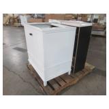 WHOLESALE MIXED PALLET OF MISCELLANEOUS VANITY CABINETS!