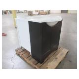 WHOLESALE MIXED PALLET OF MISCELLANEOUS VANITY CABINETS!
