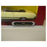 1/18 SCALE DIE-CAST - ROAD SIGNATURE DELUXE EDITION 1966 MERCURY CYCLONE GT. NEW IN BOX. GREAT PIECE - SEE PICTURES.