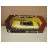 1/18 SCALE DIE-CAST - ROAD SIGNATURE DELUXE EDITION 1966 MERCURY CYCLONE GT. NEW IN BOX. GREAT PIECE - SEE PICTURES.