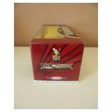 1/18 SCALE DIE-CAST - ROAD SIGNATURE DELUXE EDITION 1966 MERCURY CYCLONE GT. NEW IN BOX. GREAT PIECE - SEE PICTURES.