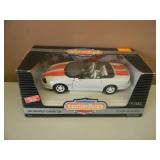 1/18 SCALE DIE-CAST - AMERICAN MUSCLE 1996 CHEVROLET CAMARO Z28. NEW IN BOX. GREAT PIECE - SEE PICTURES.