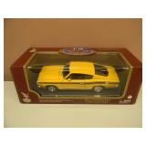 1/18 SCALE DIE-CAST - ROAD LEGENDS 1969 PLYMOUTH BARRACUDA. NEW IN BOX. GREAT PIECE - SEE PICTURES.