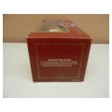 1/18 SCALE DIE-CAST - ROAD LEGENDS 1956 CHEVROLET BEL AIR. NEW IN BOX. GREAT PIECE - SEE PICTURES.