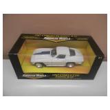 1/18 SCALE DIE-CAST - AMERICAN MUSCLE 1967 CORVETTE STINGRAY - NEW IN BOX! - GREAT PIECE! - SEE PICTURES!