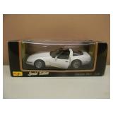 1/18 SCALE DIE-CAST - MAISTO SPECIAL EDITION CHEVROLET CORVETTE ZR1 - NEW IN BOX! - GREAT PIECE! - SEE PICTURES!