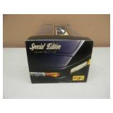 1/18 SCALE DIE-CAST - MAISTO SPECIAL EDITION CHEVROLET CORVETTE ZR1 - NEW IN BOX! - GREAT PIECE! - SEE PICTURES!