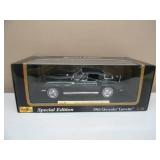 1/18 SCALE DIE-CAST - MAISTO 1965 CHVROLET CORVETTE - NEW IN BOX! - GREAT PIECE! - SEE PICTURES!