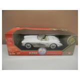 1/18 SCALE DIE-CAST - MOTOR MAX 1958 CHEVROLET CORVETTE - NEW IN BOX! - GREAT PIECE! - SEE PICTURES!