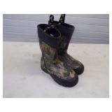 Size 13 Neoprene Boots