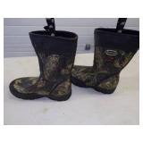Size 13 Neoprene Boots
