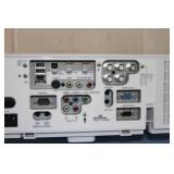 Hitachi CP-WU8440 WUXGA High Definition HD Conference Room 3LCD Projector w/ 4200 Lumens of Brightness