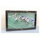LG 26LD350C 26" Widescreen HD Commercial Display / Television / Monitor with HDMI Input
