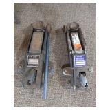 2 Hydraulic Floor Jacks