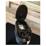 Rubbermaid Car Thermos Electric Cooler, Freezer and Warmer all in one New