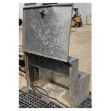 Aluma-Line Tool Stowage Compartment