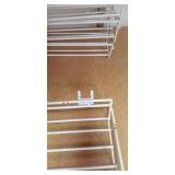 Retail Display Wire Shelving Sectio...