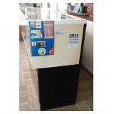 Sales Display Counter With Glass To...