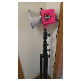 Paul C Buff Alienbee B1600 640WS