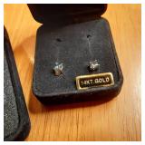 Very dainty gold-toned Necklace and...