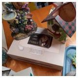 HUGE home decor lot with Bird and f...