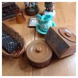 Home decor lot with a Log cabin sha...