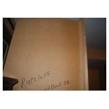 Nice large sized Wood cabinet measu...