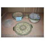 Old World Temp-tations ovenware set...