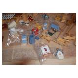 Massive lot of Christmas Holiday Gi...