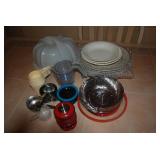(8) Burger King Disney Plastic Drin...