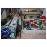 Large Lot of Holiday Lighting, Deco...