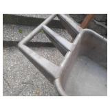 Rubbermaid Cart...