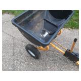 Yard works Lawn Spreader...