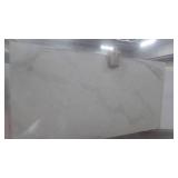 (1) Slab Quartz Calcutta Lyre, 64x1...