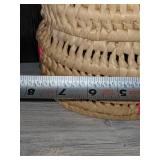 Handmade Open Weave Straw Basket w/Lid