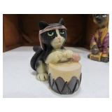Nativity Set w/Cats
