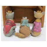 Nativity Set w/Cats